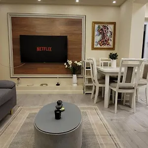 Apartment New Bazar Luxury, Tirana